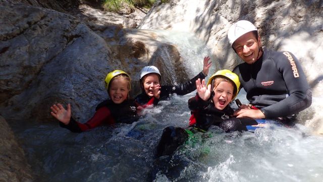 kinder canyoning familienurlaub