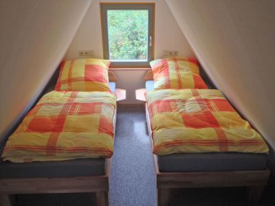 betten oben finnhuette