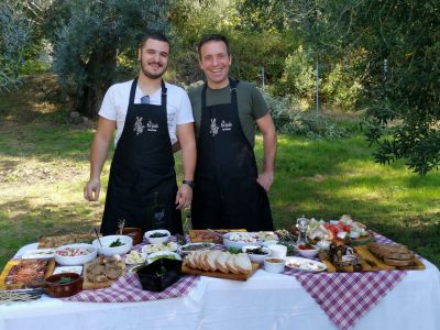 Belohnung f�r die Erntehelfer: Ein grandioses Buffet!