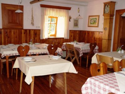 Bio Bauernhof mit Bio Verpflegung Fr�hst�ck Abendessen Halbpension