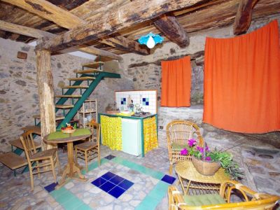 naturnah unterwegs in kleinen ferienh�usern in s�ditlaien am meer