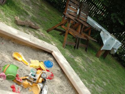 Bio-Bauernhof f�r Familien mit Kindern Sandkasten