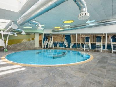 oeko hallenbad hotel in oesterreich mit familie mit rutschen