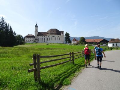 k�nig ludwig weitwanderweg wieskirche wanderer