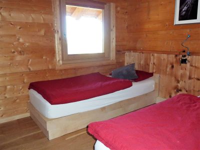 ein 2-Bett-Zimmer mit eigener DU/WC im Rifugio Orestes H�tte