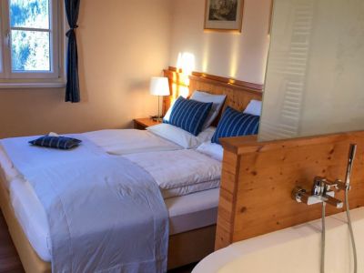 Yoga urlaub �sterreich auszeit wandern entspannung zimmer