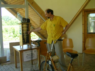 Energiefahrrad im Powerpark Artefact in Gl�cksburg