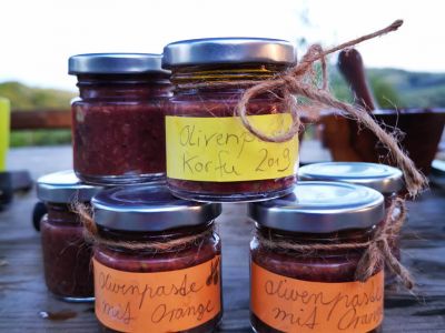 Selbstgemachte Olivenpaste